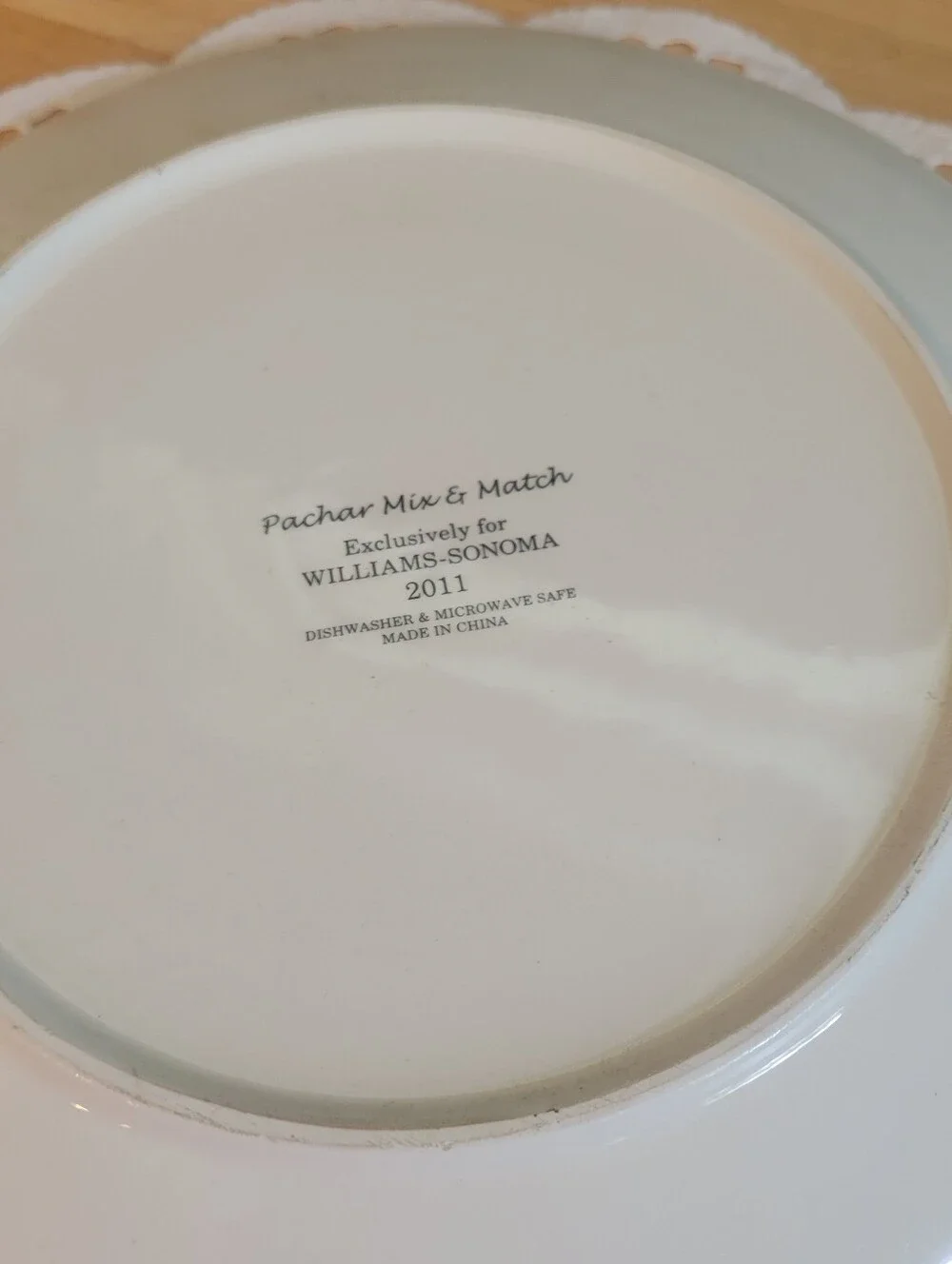 Williams Sonoma Set of 4 Red Pachar Mix and Match 8 1/2